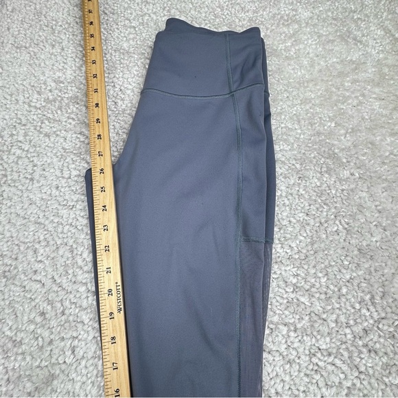 Victoria Secret Sport Knockout Tight Cutout Legging. Blue Gray Color. Size Med - Picture 9 of 10